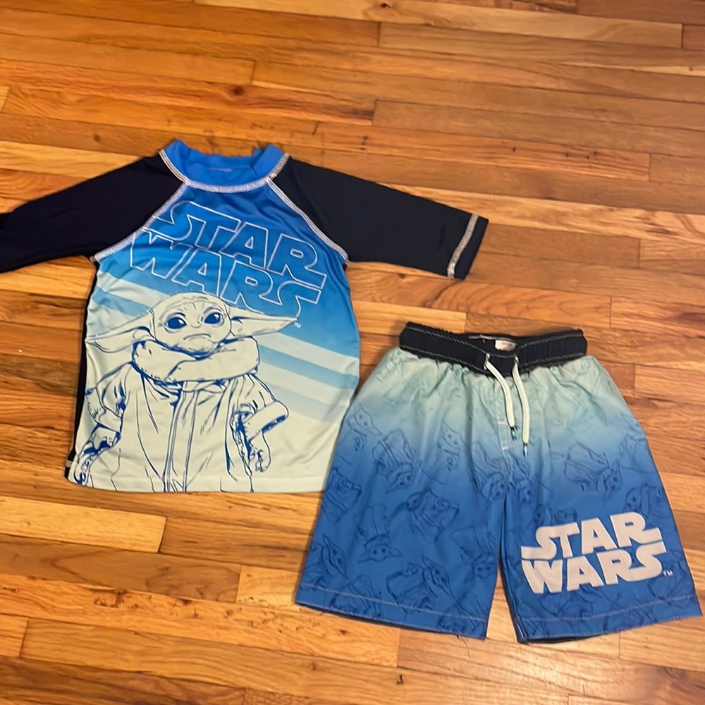 Baby Yoda boys swim trunks size 4-5 rash guard swimsuit set Star Wars
